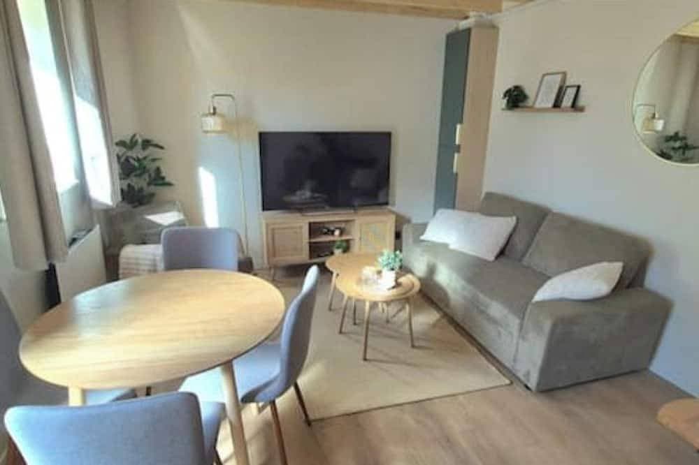 A cozy home, perfect for exploring the Cotentin region 1