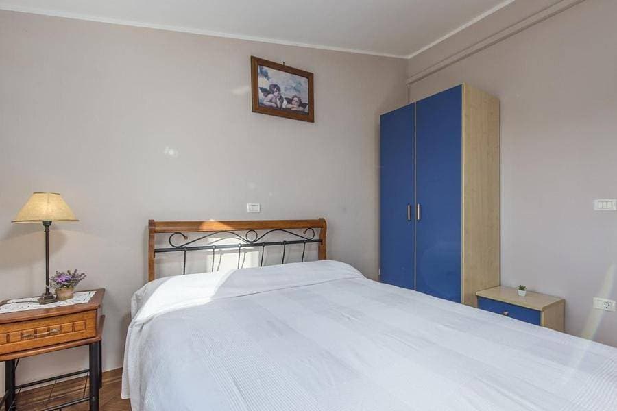Foto 9 von 29: Schone Ferienwohnung fur 6 Personen mit Meerblick.