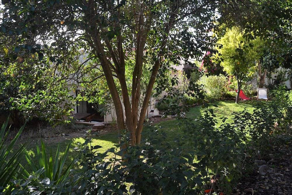 Foto 6 von 20: 2 Schlafzimmer Reihenhaus mit charmantem Garten im historischen Zentrum von Silves