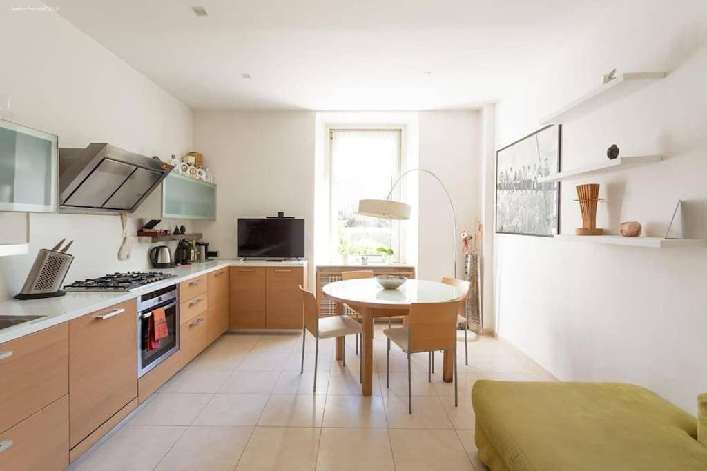 Victoria Apartment 1