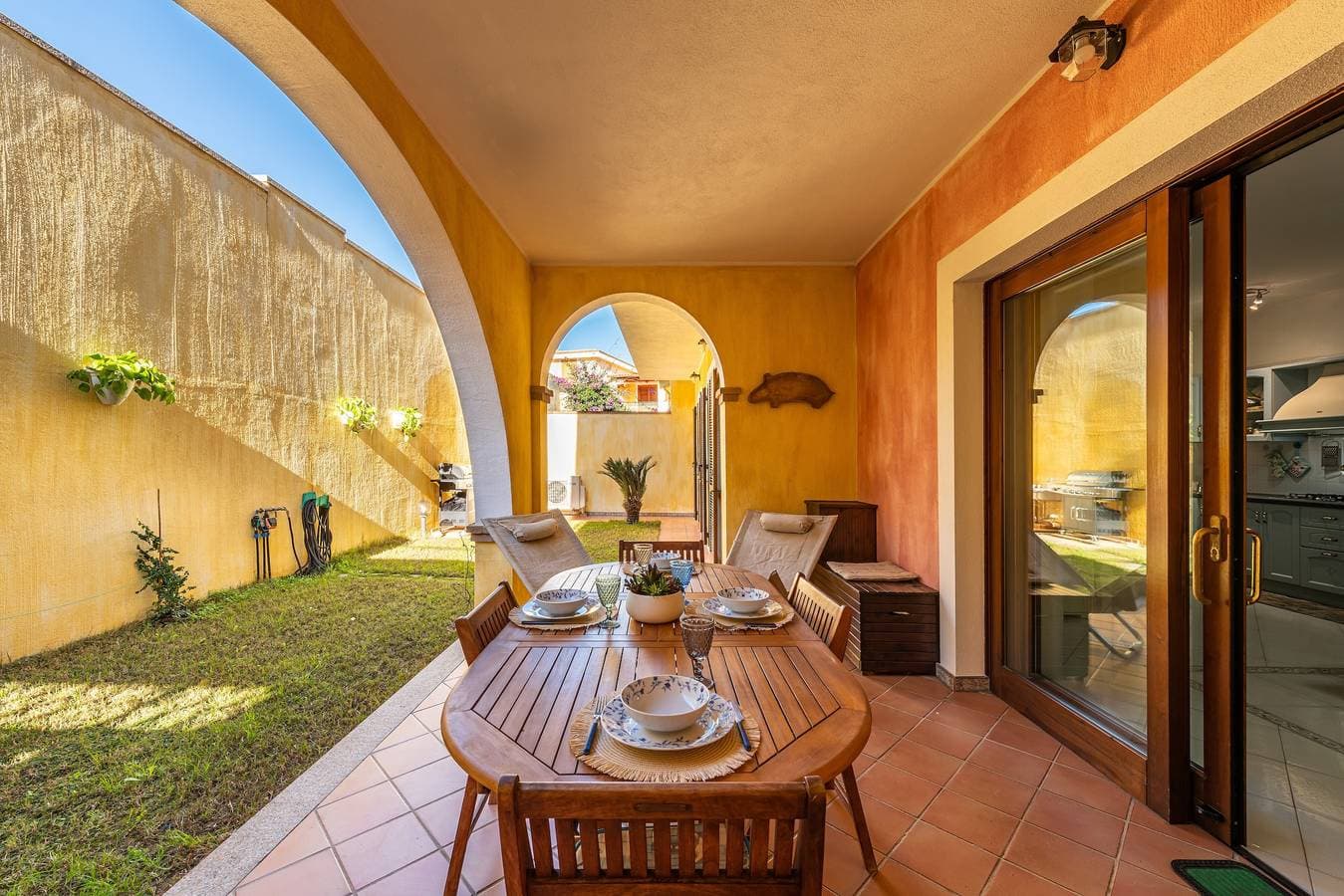 Foto 2 von 27: Ferienhaus 'Casa Celeste' mit Gemeinschaftspool, privater Terrasse und Klimaanlage