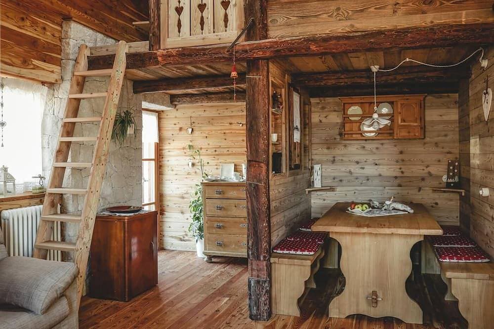 Foto 10 von 16: Holzhütte in den Trentino-Dolomiten