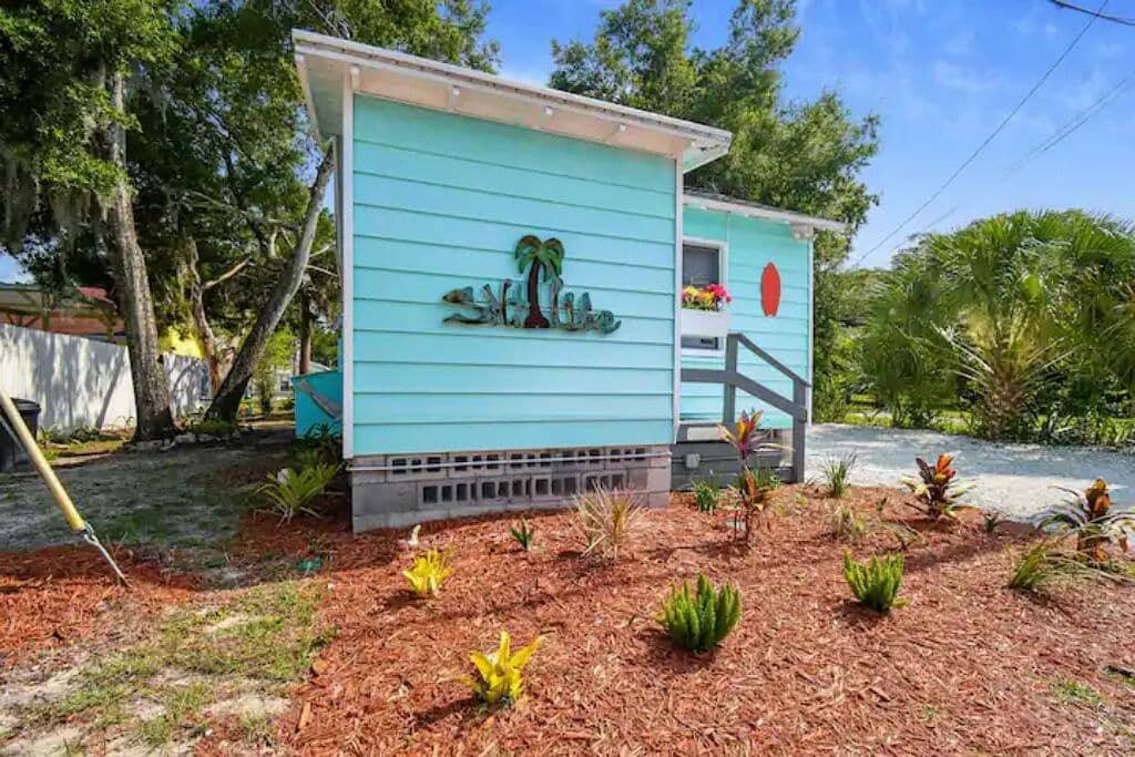 Foto 3 von 49: East Riverside Downtown Bungalow