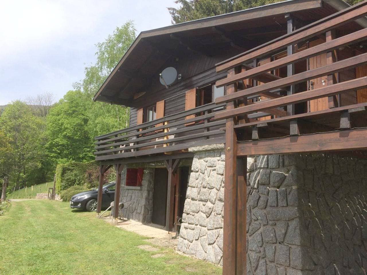 Foto 2 von 73: Two-Bedroom Chalet
