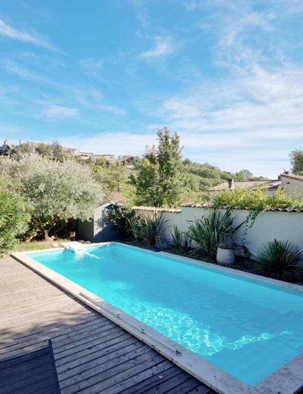 Foto 4 von 10: Villa with Private Pool