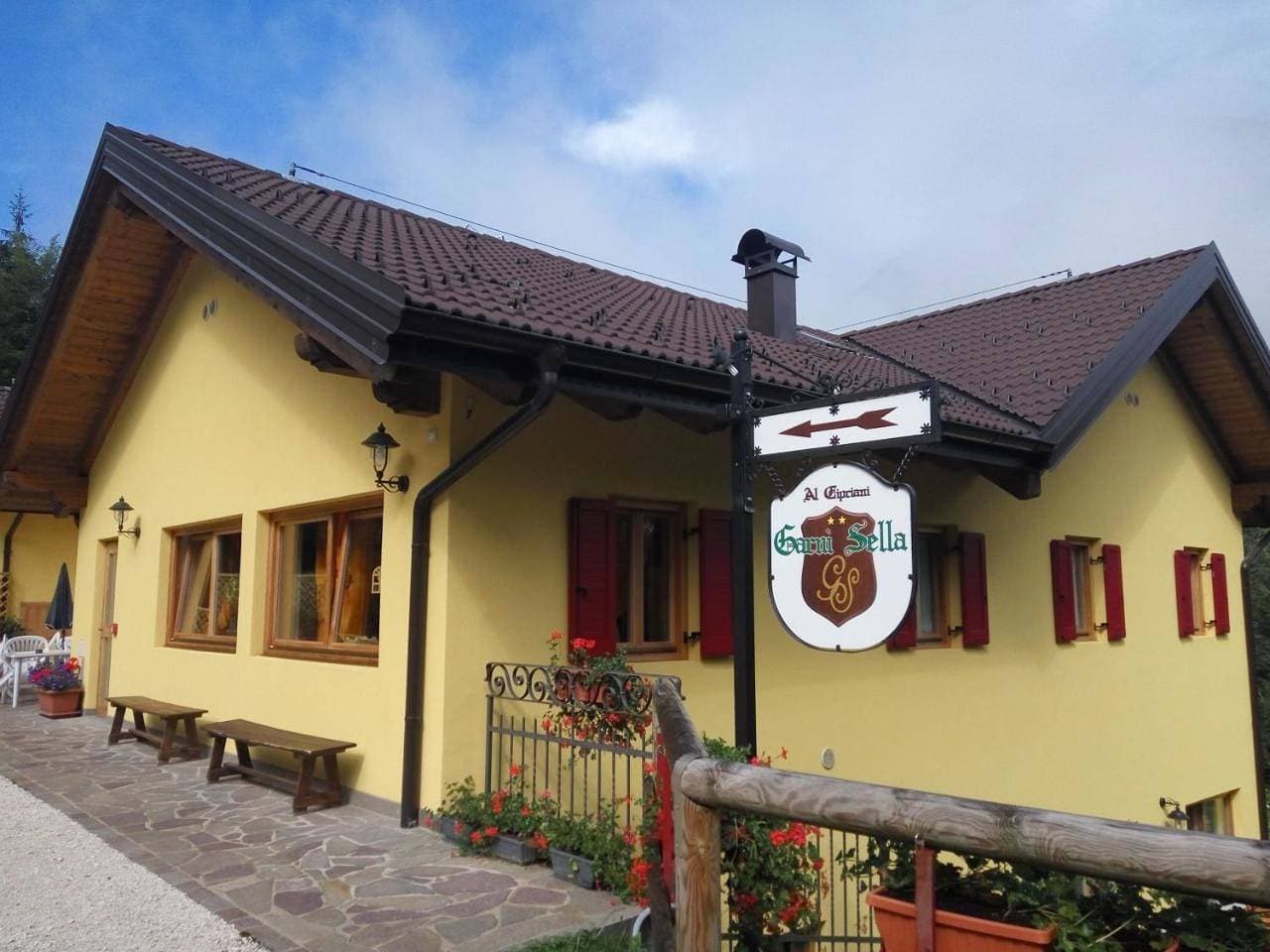 Garnì Sella Cipriani 1