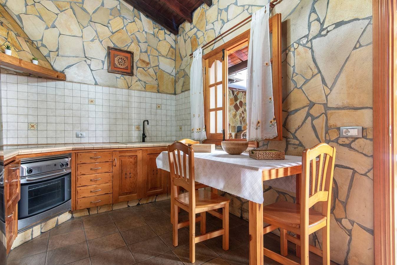 Foto 8 von 30: Ferienhaus 'El Patio Canario' mit Meerblick, privater Terrasse und WLAN