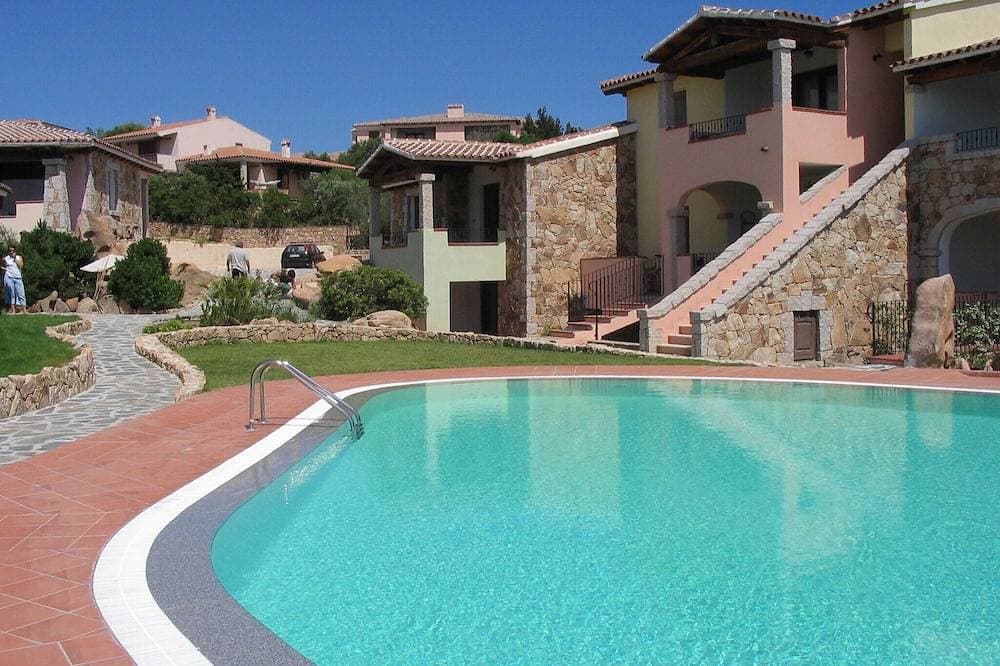 Ferienwohnung mit Blick auf das Meer in einem  Wohnkomplex mit Swimmingpool 1