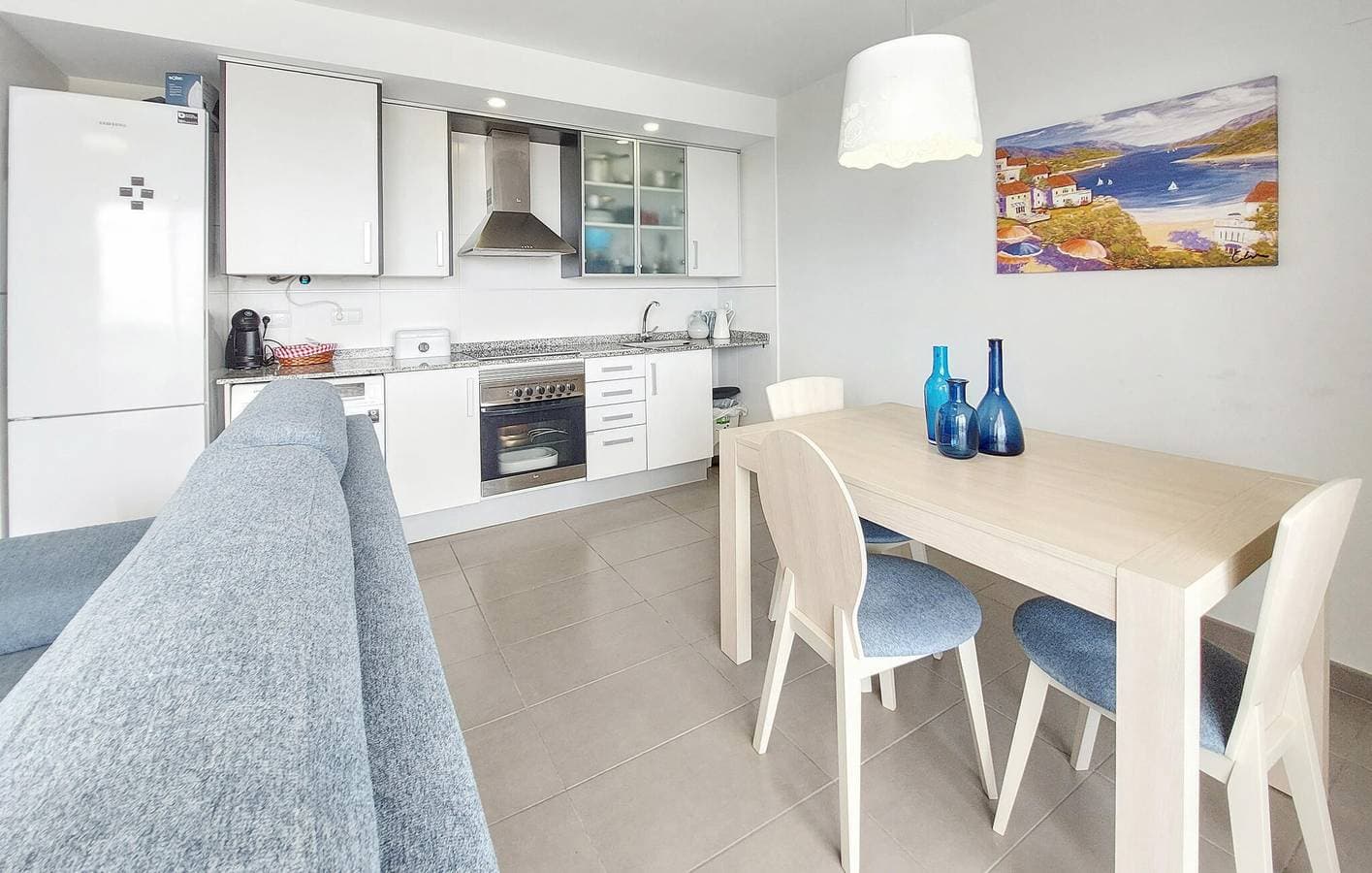 Foto 4 von 23: Apartment mit Meerblick, Pool und Terrasse