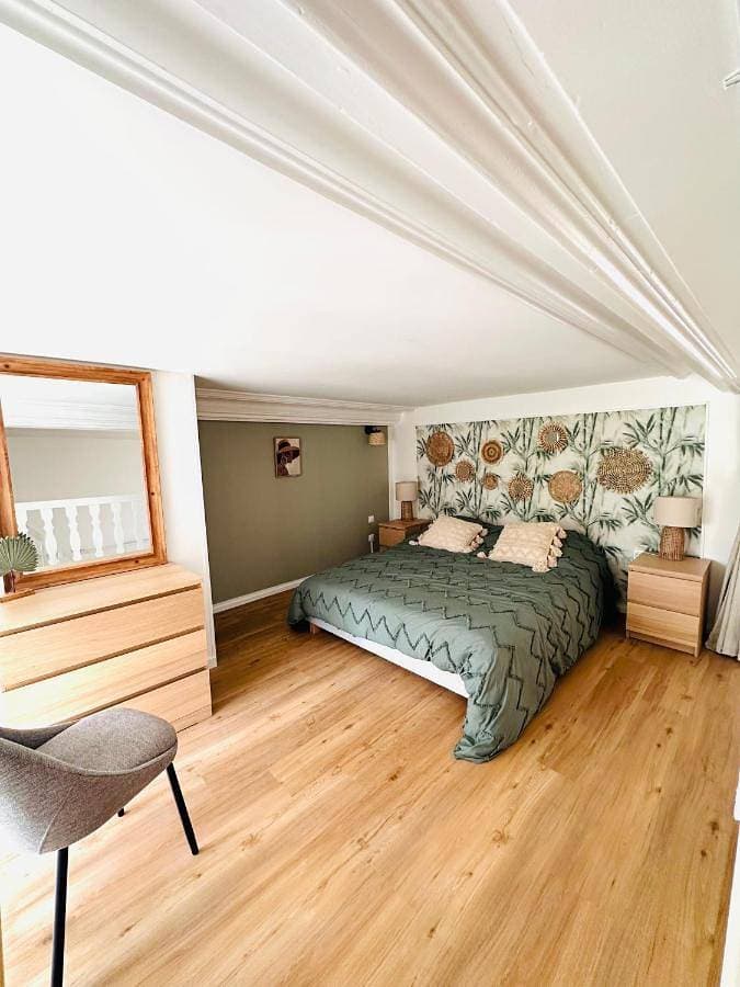 Foto 4 von 21: Three-Bedroom Apartment