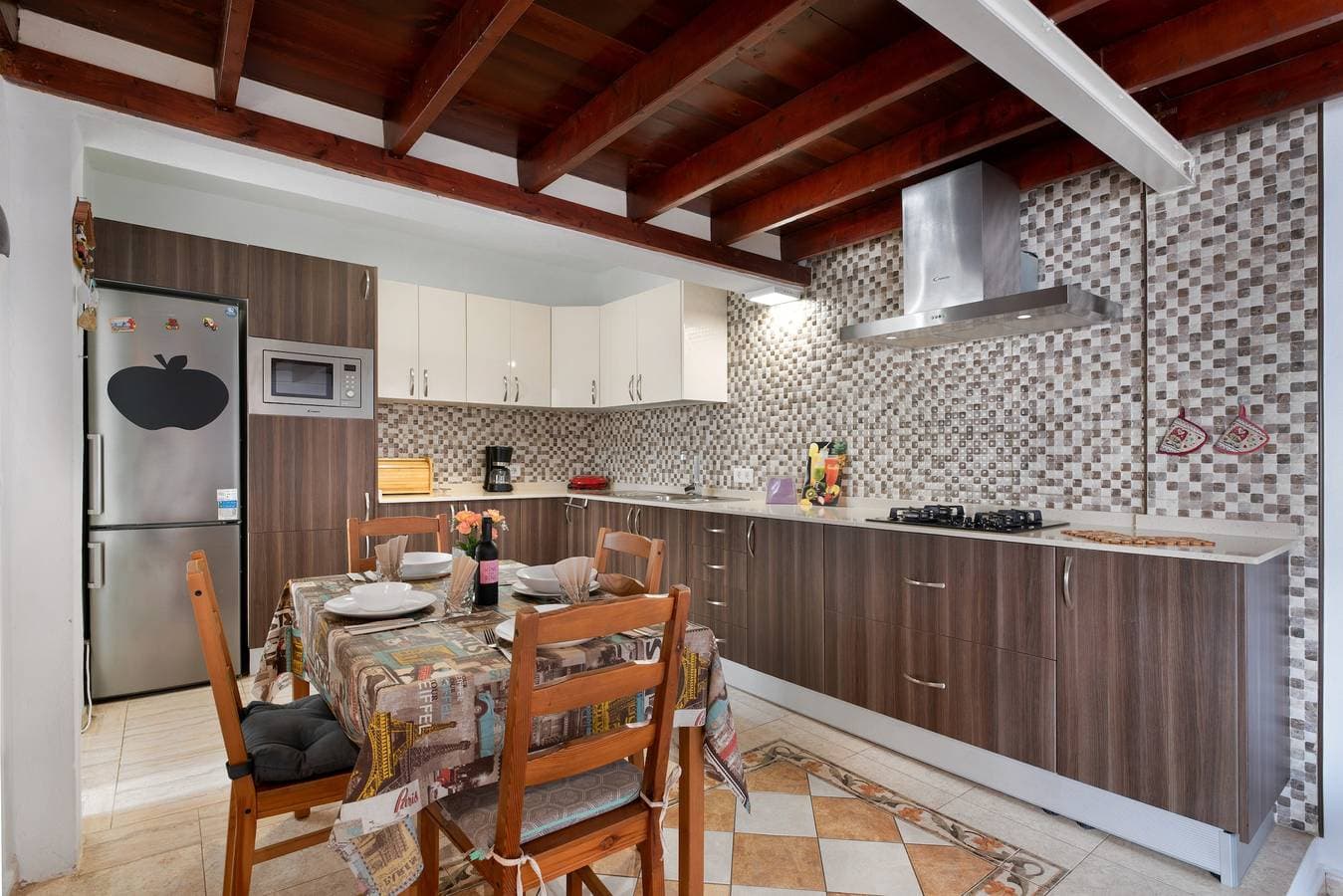 Foto 10 von 23: Ferienwohnung 'Casa Valentina 2' mit Gemeinschaftspool, gemeinsamer Terrasse und Wi-Fi
