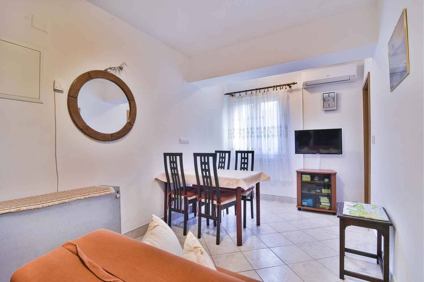 Foto 13 von 21: Ferienwohnung mit Terrasse und Internetzugang