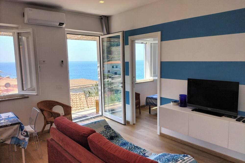 Foto 11 von 30: Neues, modernes Apartment mit 2 Badezimmern und Meerblick aus jedem Zimmer