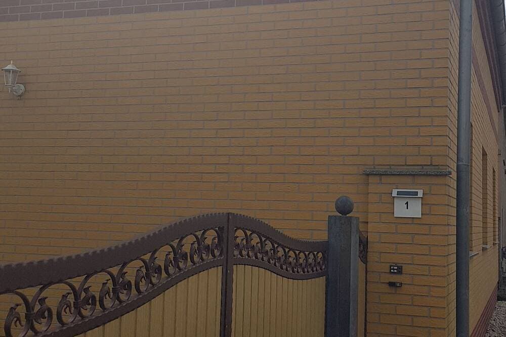 Foto 12 von 30: Convenient location, very close to the Goitzsche