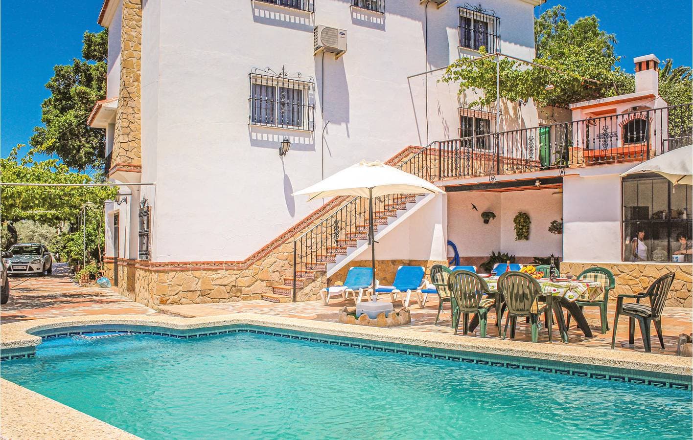 Rückzugsort am Pool mit Außengrill und Wi-Fi 1