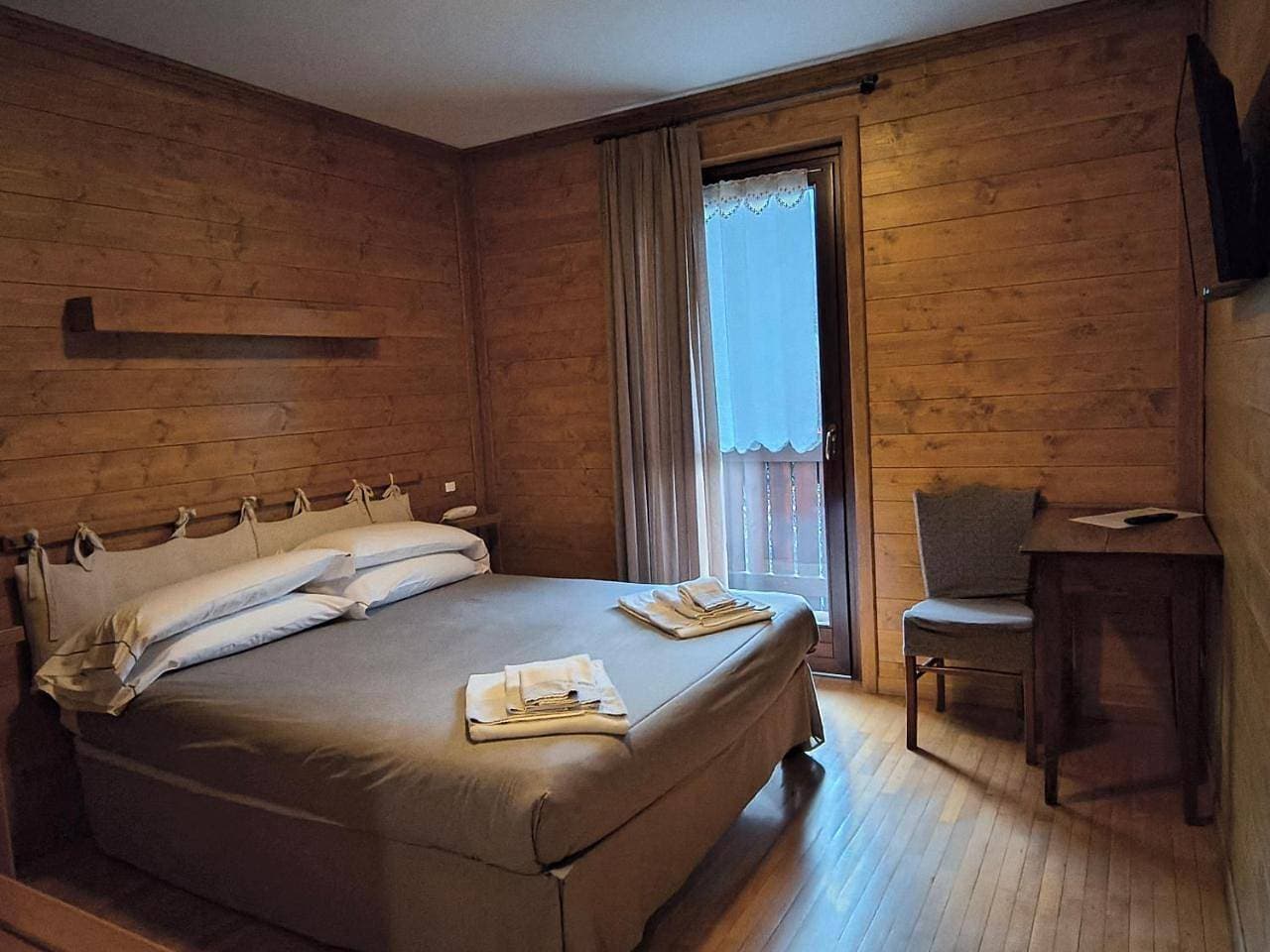 Foto 6 von 7: Suite with Balcony