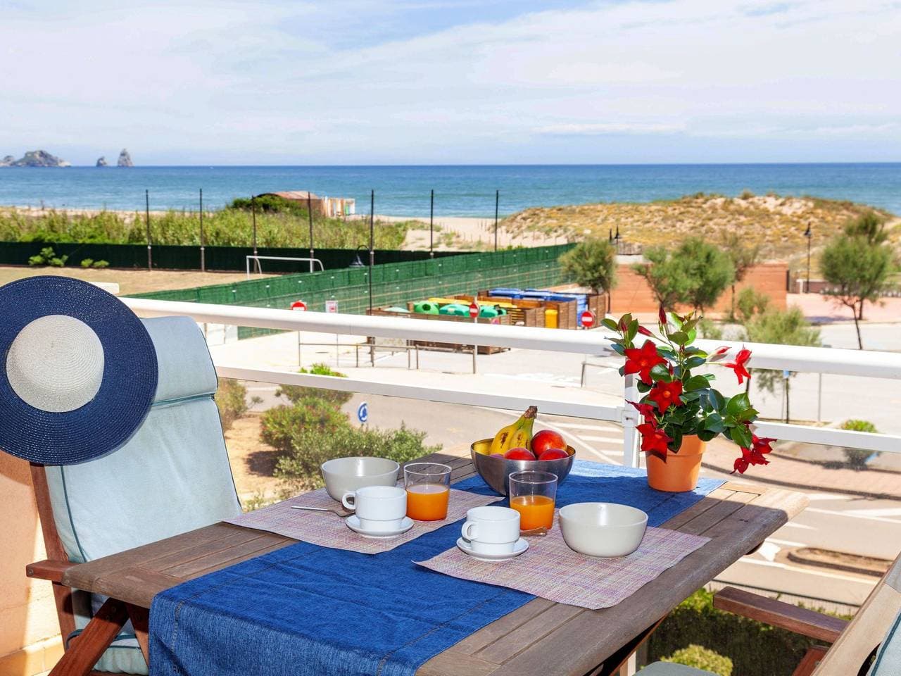 Playa del Grau 6 km von Pals centre: Appartementhaus Port Pals 1