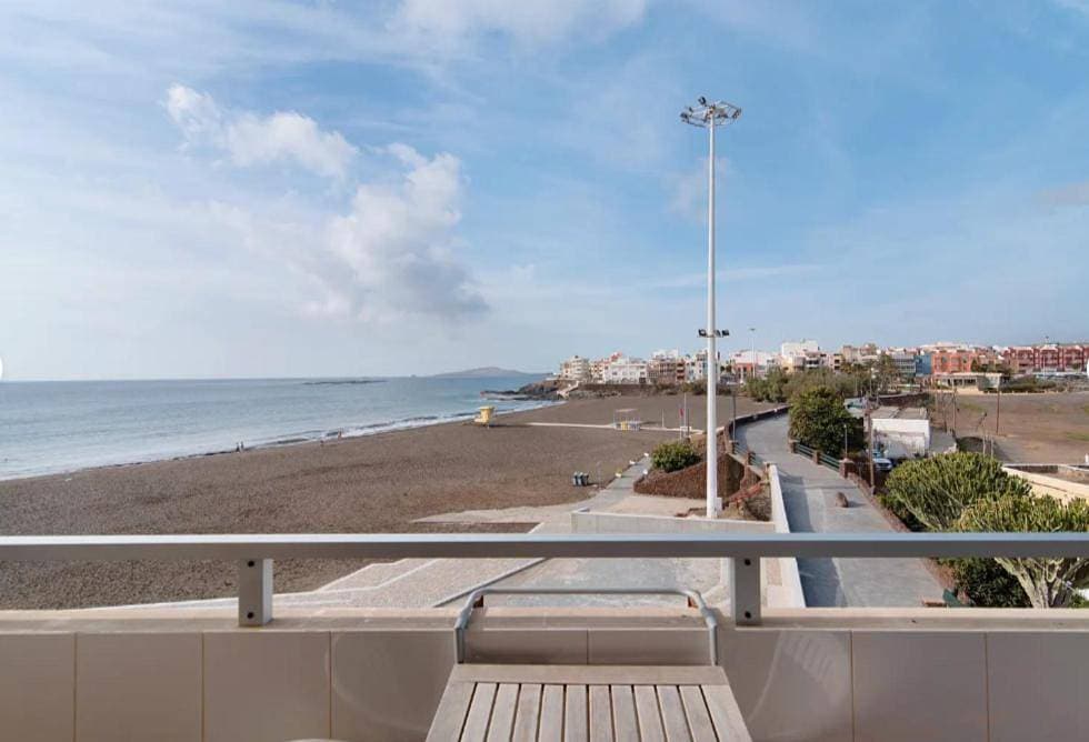 SUITE PLAYA Y MAR - sea view, wifi and AC 1