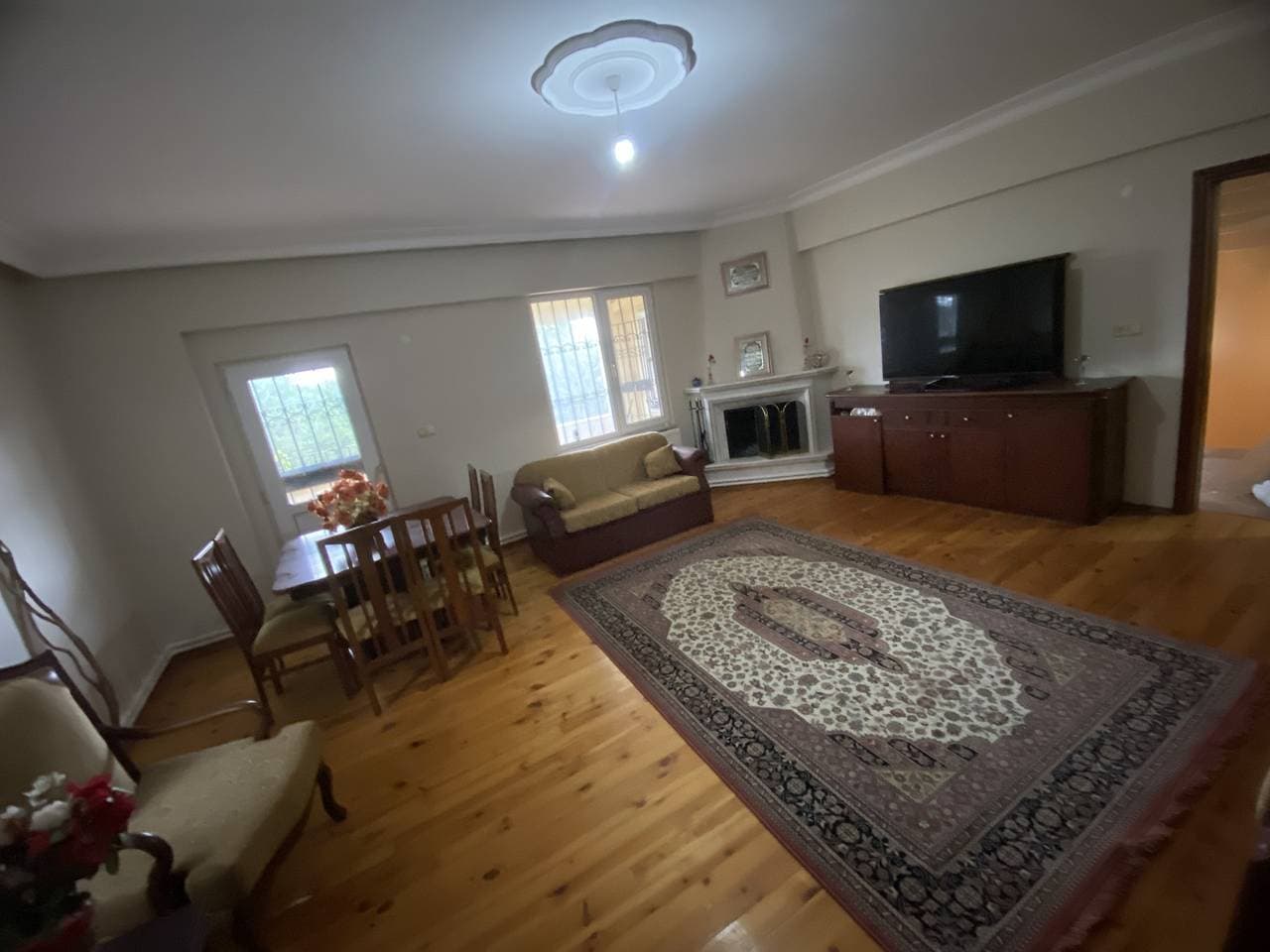 Gemütliche Zimmer in der Nähe des Flughafens 1
