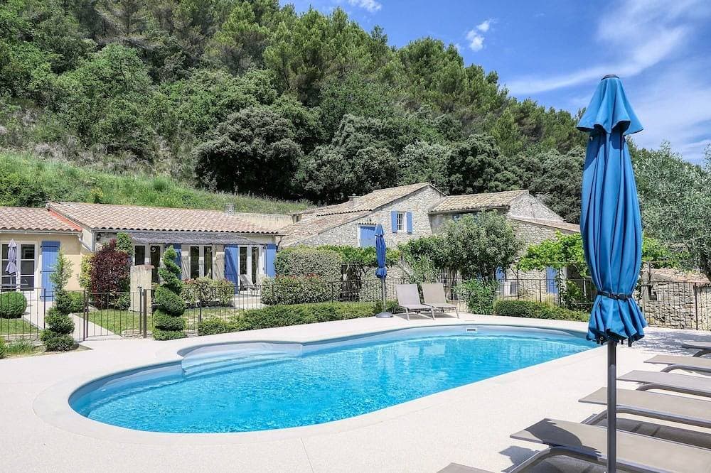 Gîte Les Romarins, near Vaison la Romaine 1