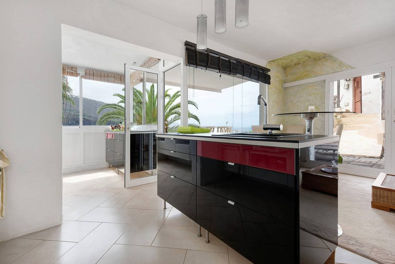 Foto 6 von 29: Haustierfreundliches Ferienloft Doa mit Meerblick, WLAN und Terrasse