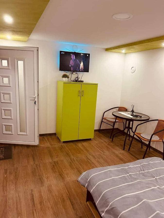 Foto 4 von 9: One-Bedroom Apartment