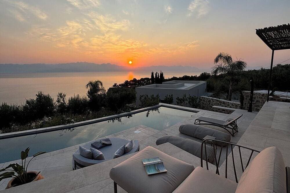 Foto 9 von 9: Luxury Villa with Private Swimming Pool & Sea View