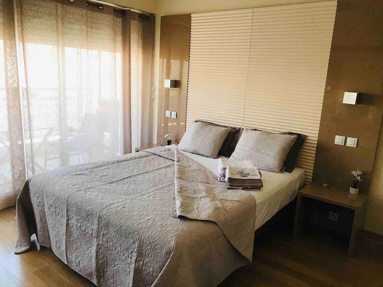 Foto 7 von 28: One-Bedroom Apartment