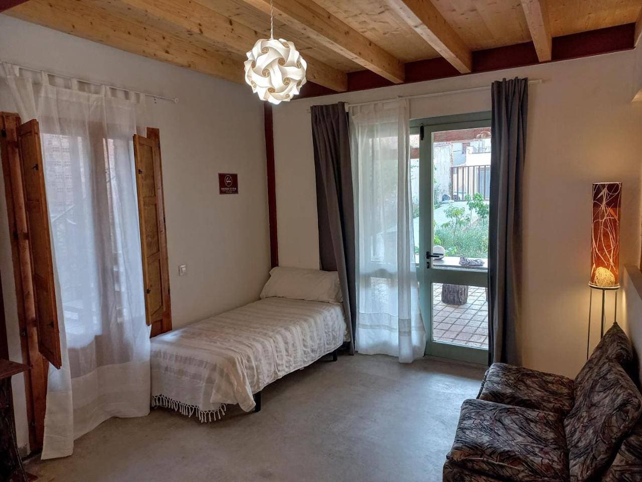 Foto 6 von 16: Standard Triple Room