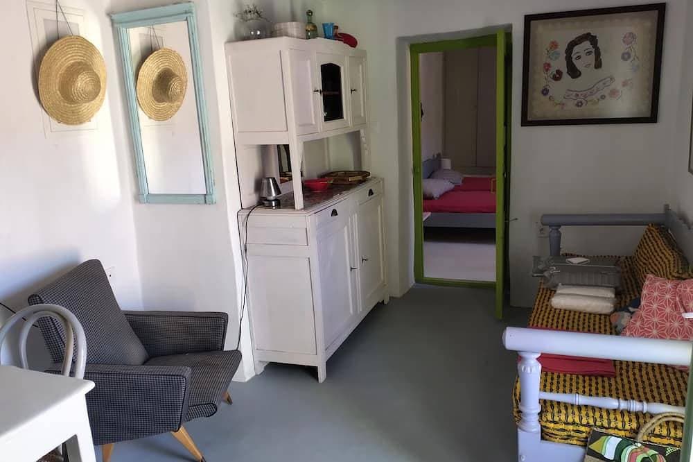 Foto 3 von 24: Cycladic house, swimming pool, 10-minute walk to the beach