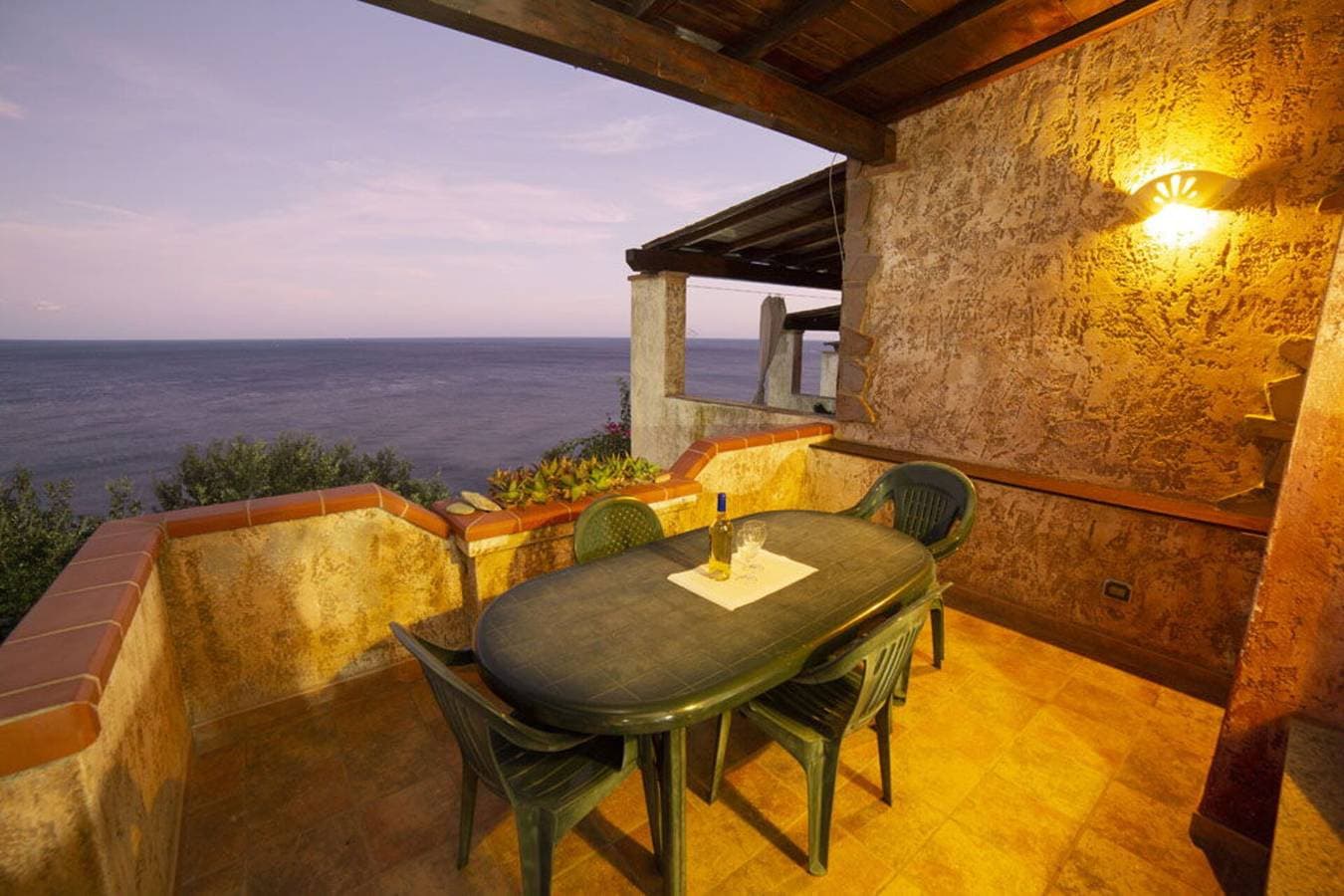 Foto 4 von 13: Villetta Seaside Sardegna - Villa 1