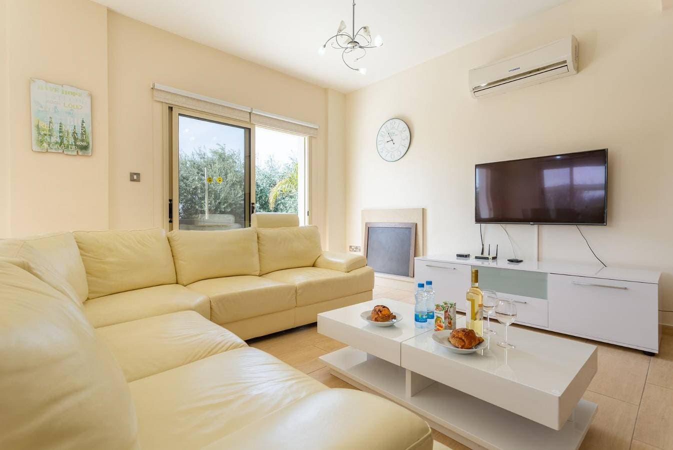 Foto 13 von 37: Villa für 8 Personen mit Meerblick