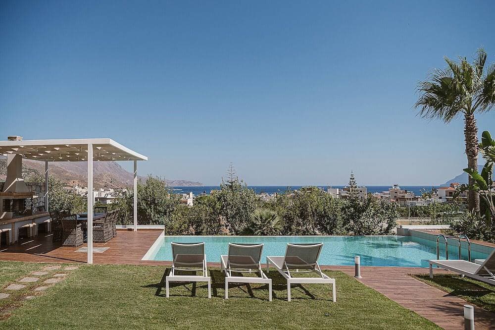 Villa Anemeli 5-bedroom villa with a private pool 1