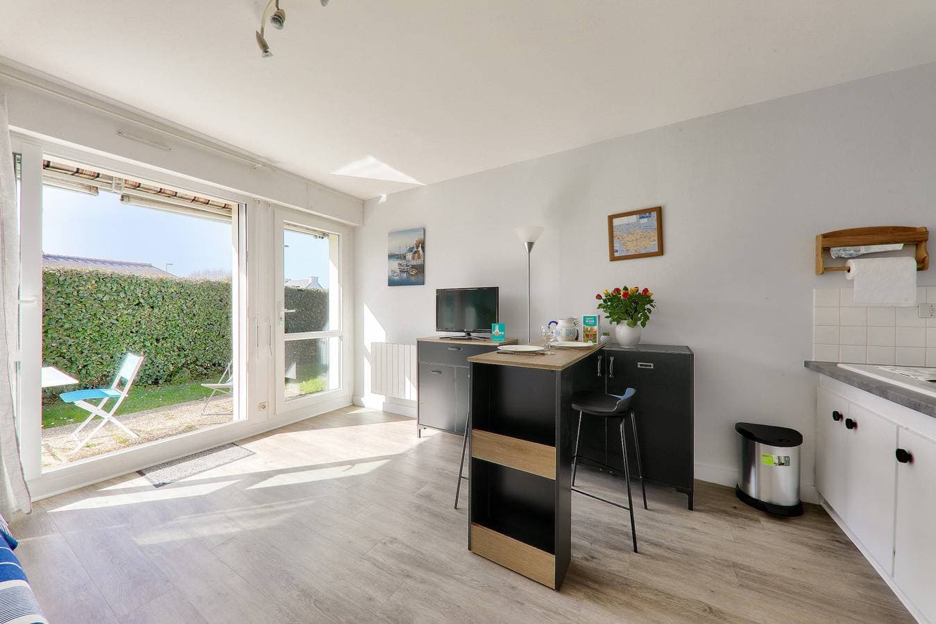 Foto 8 von 16: Studio mit schöner Terrasse für 2 – Sarzeau