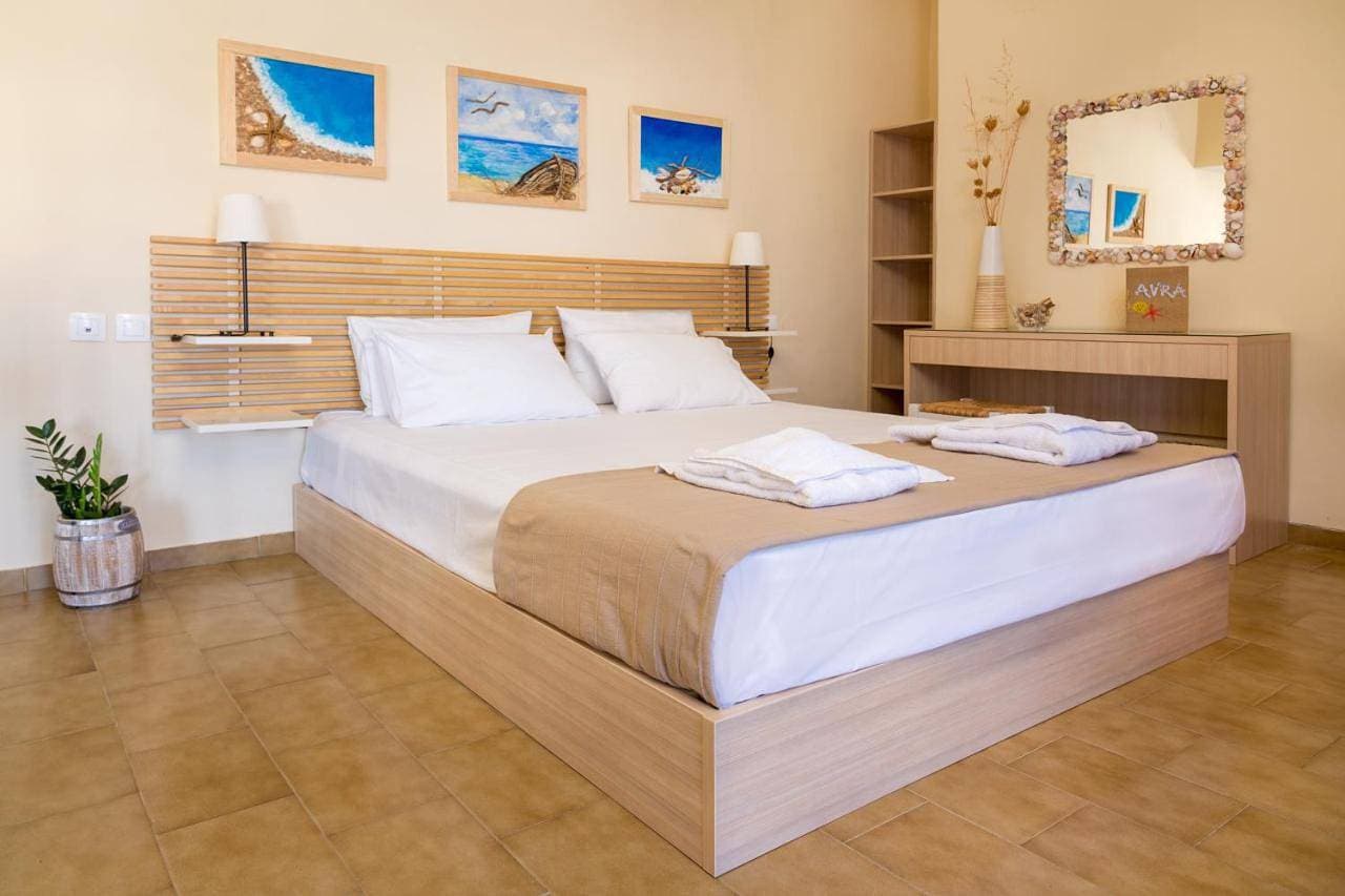 Foto 9 von 22: Studio Apartment with Sea View (2 Adults)