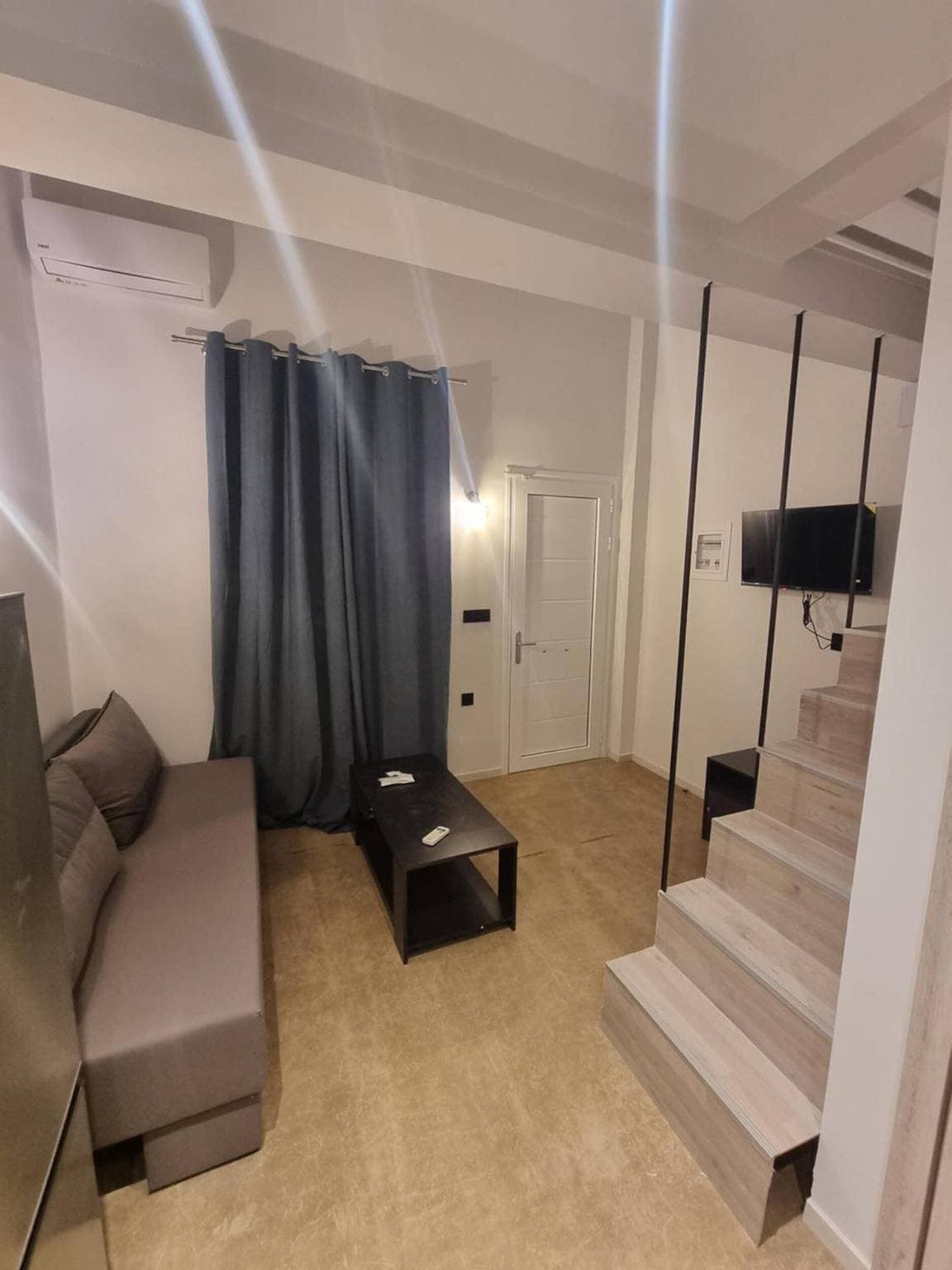 Foto 8 von 21: Studio 'Small House Lefkada' mit Bergblick, WLAN und Klimaanlage