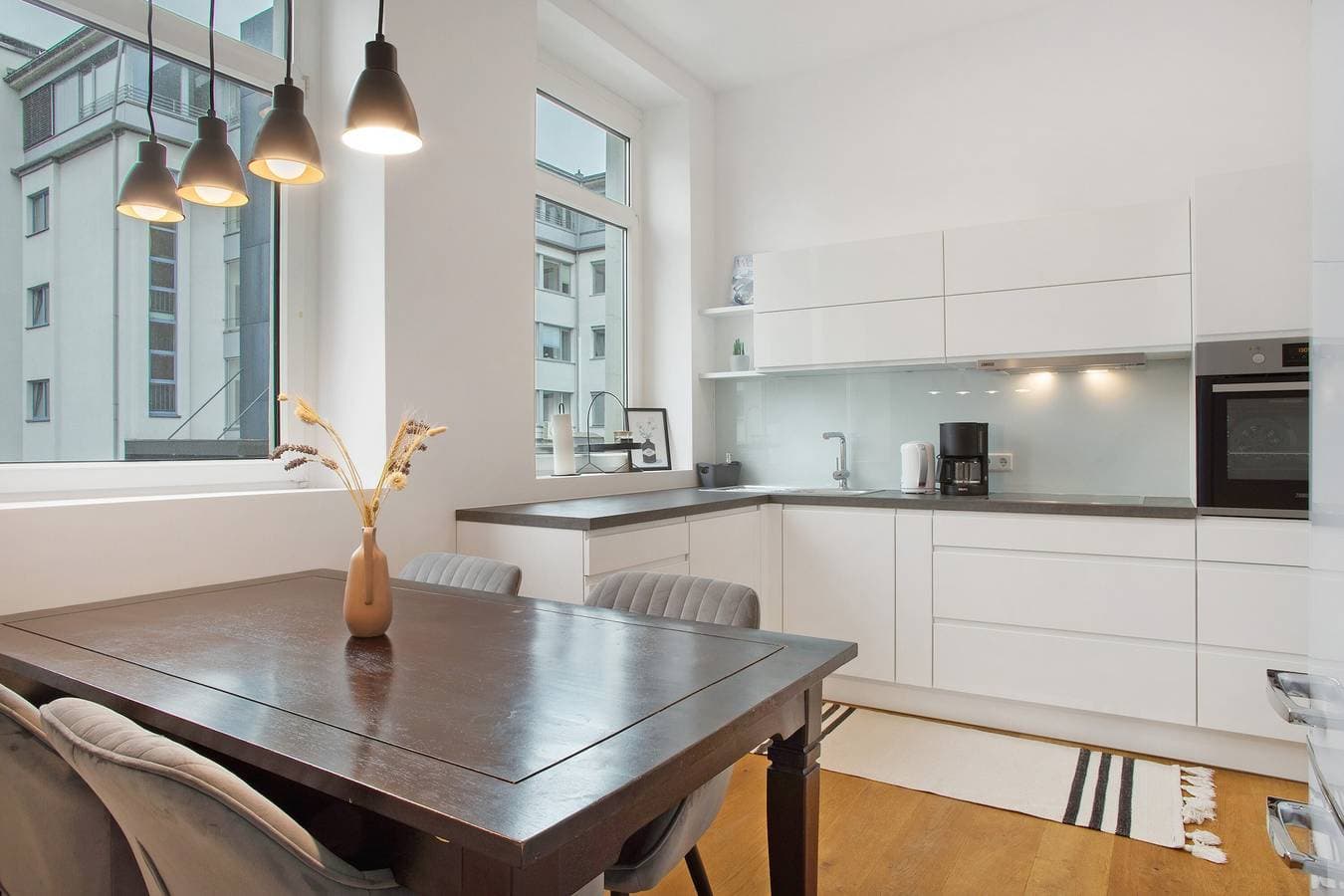Foto 7 von 25: Zeitlos Zuhause: Stilvolle Oase in Seenähe