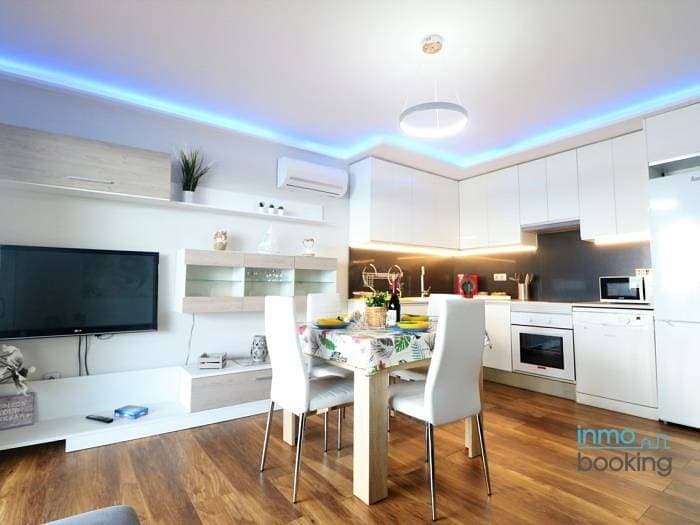 Foto 9 von 48: Ferienwohnung für 4 Personen mit Terrasse