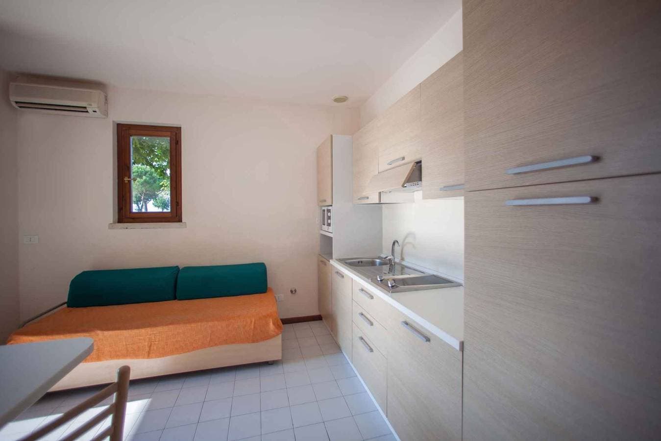 Foto 10 von 27: Bungalow mit Terrasse und Klimaanlage