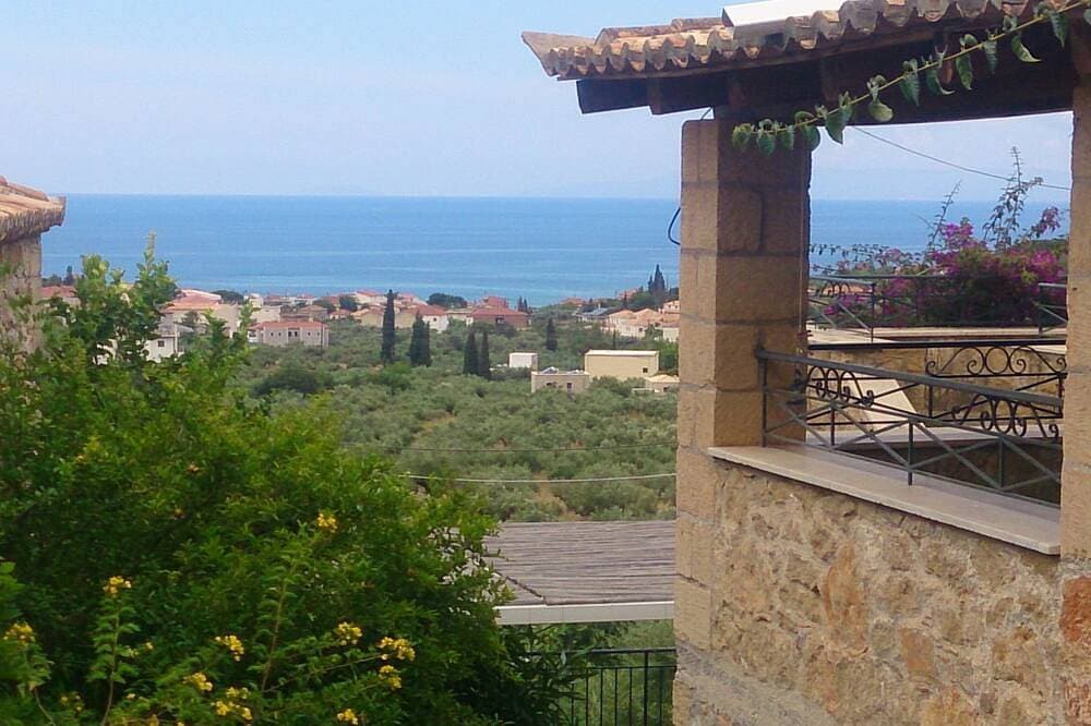 Traditional Stone Villa mit großem Blick auf das Meer 1