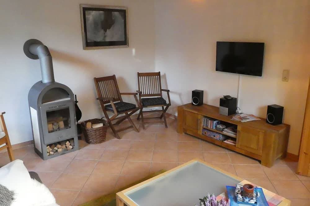 Foto 8 von 18: Individuelles 4 *Ferienhaus mit Charme, zentral, ruhig in Seenähe  600m.
