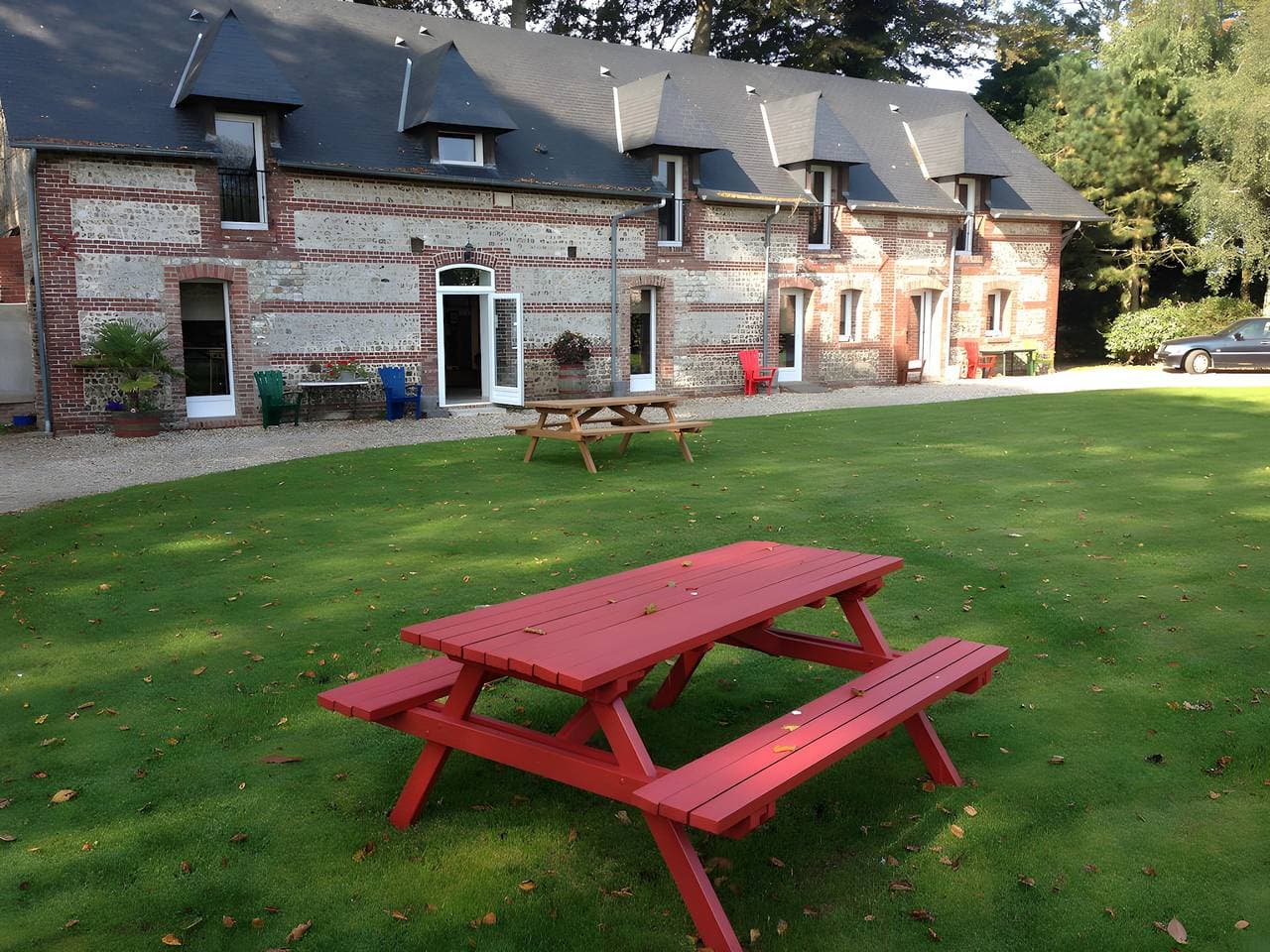 Foto 4 von 39: Landhaus "Gîte Des Hautes Falaises" mit Gemeinschaftsgarten und WLAN