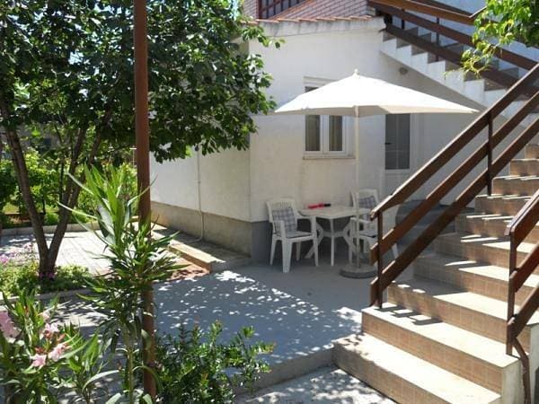Foto 4 von 25: Ferienwohnung in Biograd na Moru mit Terrasse, Klimaanlage, W-Lan (4801-2)