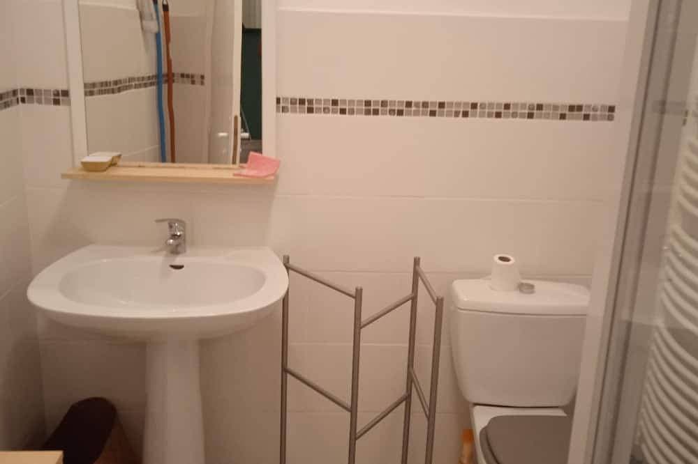 Foto 7 von 12: Nice studio 8 heart of bagnoles de l'Orne