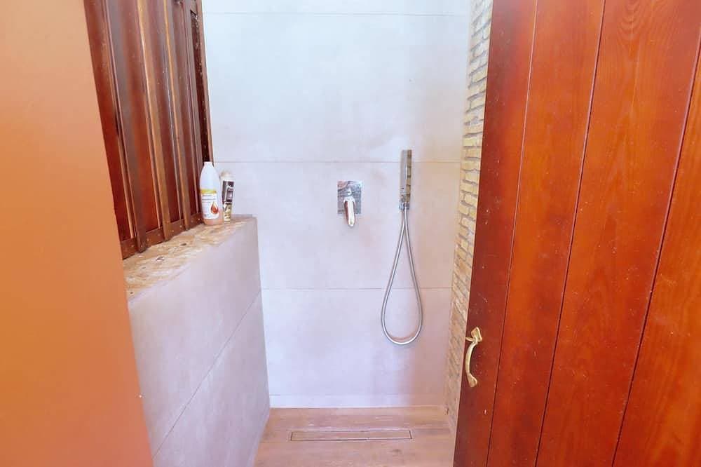 Foto 4 von 30: M.A Luxury Villa With Pool