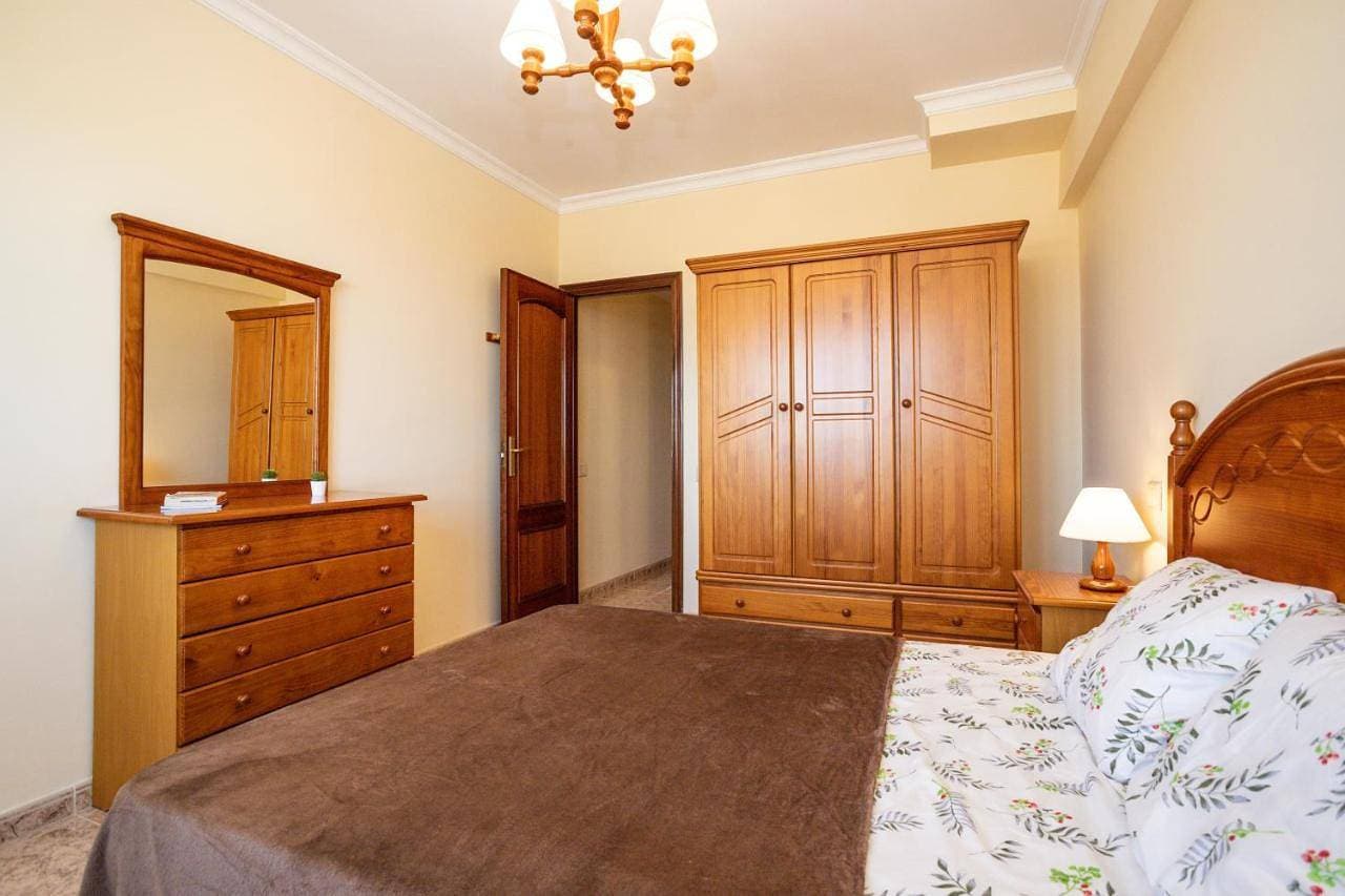 Foto 5 von 24: Two-Bedroom Apartment
