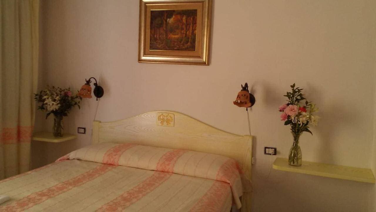 Foto 8 von 9: Double Room