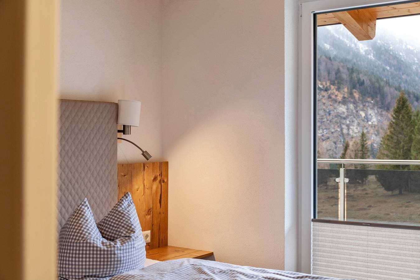 Foto 11 von 19: Ferienwohnung Daniel mit Bergblick, Balkon und WLAN
