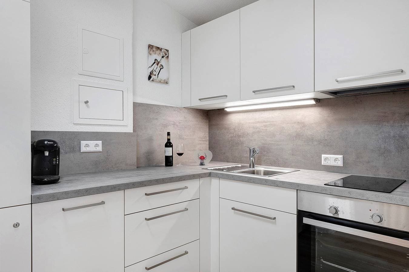 Foto 11 von 34: Ferienwohnung 'Lieblingsplatz Mit Innenpool' mit gemeinsamer Terrasse, gemeinsamem Garten und Wi-Fi