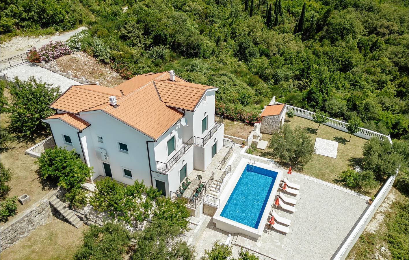 Foto 3 von 34: Ferienhaus für 10 Personen mit Pool